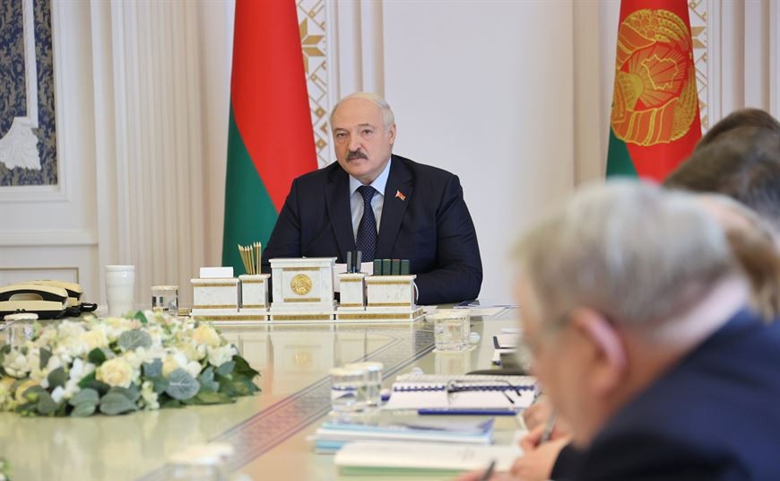 lukashenko_podcherknul_prioritetnost3
